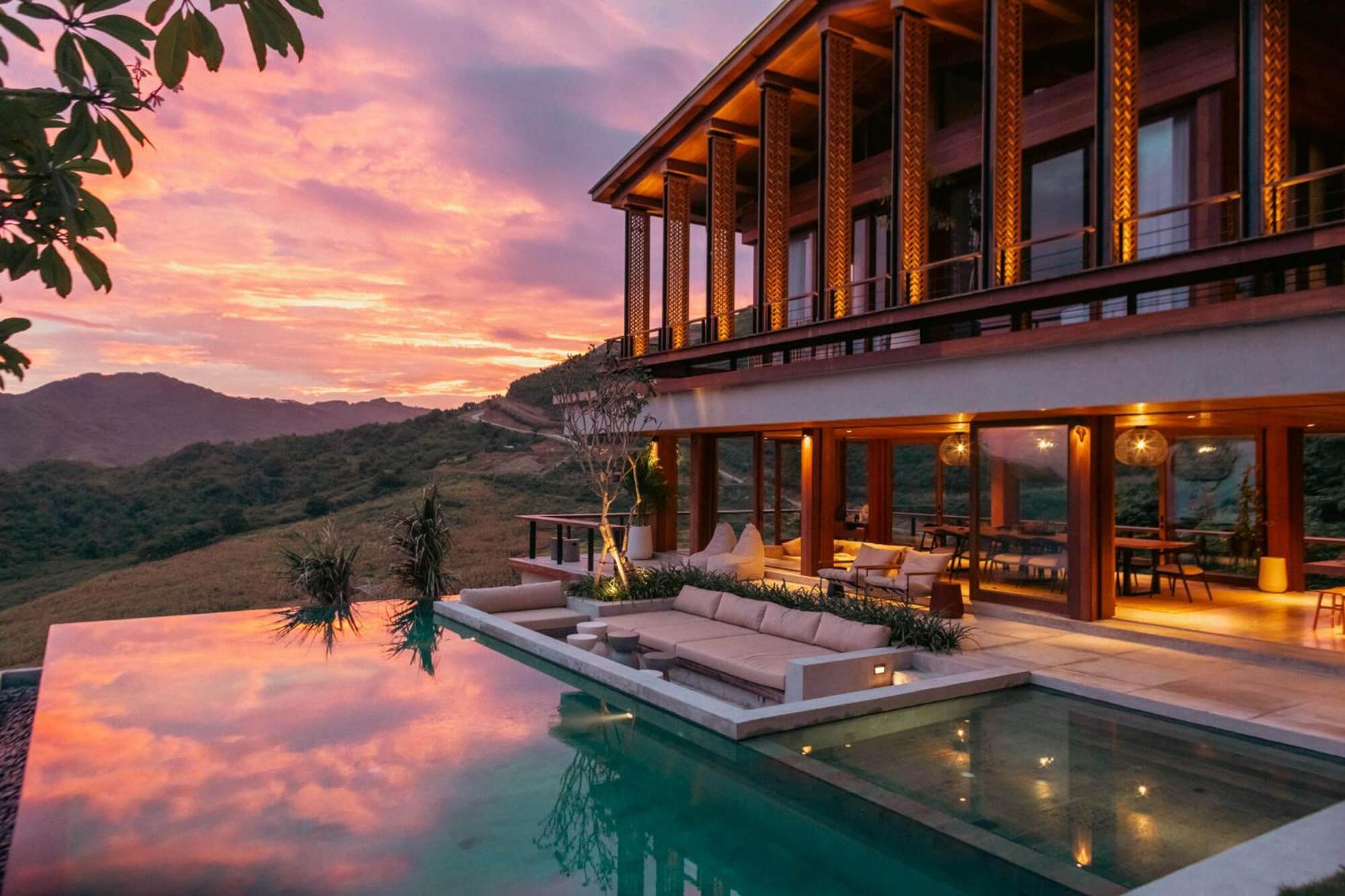 Hotel Tampah Hills Selong Belanak Exterior foto