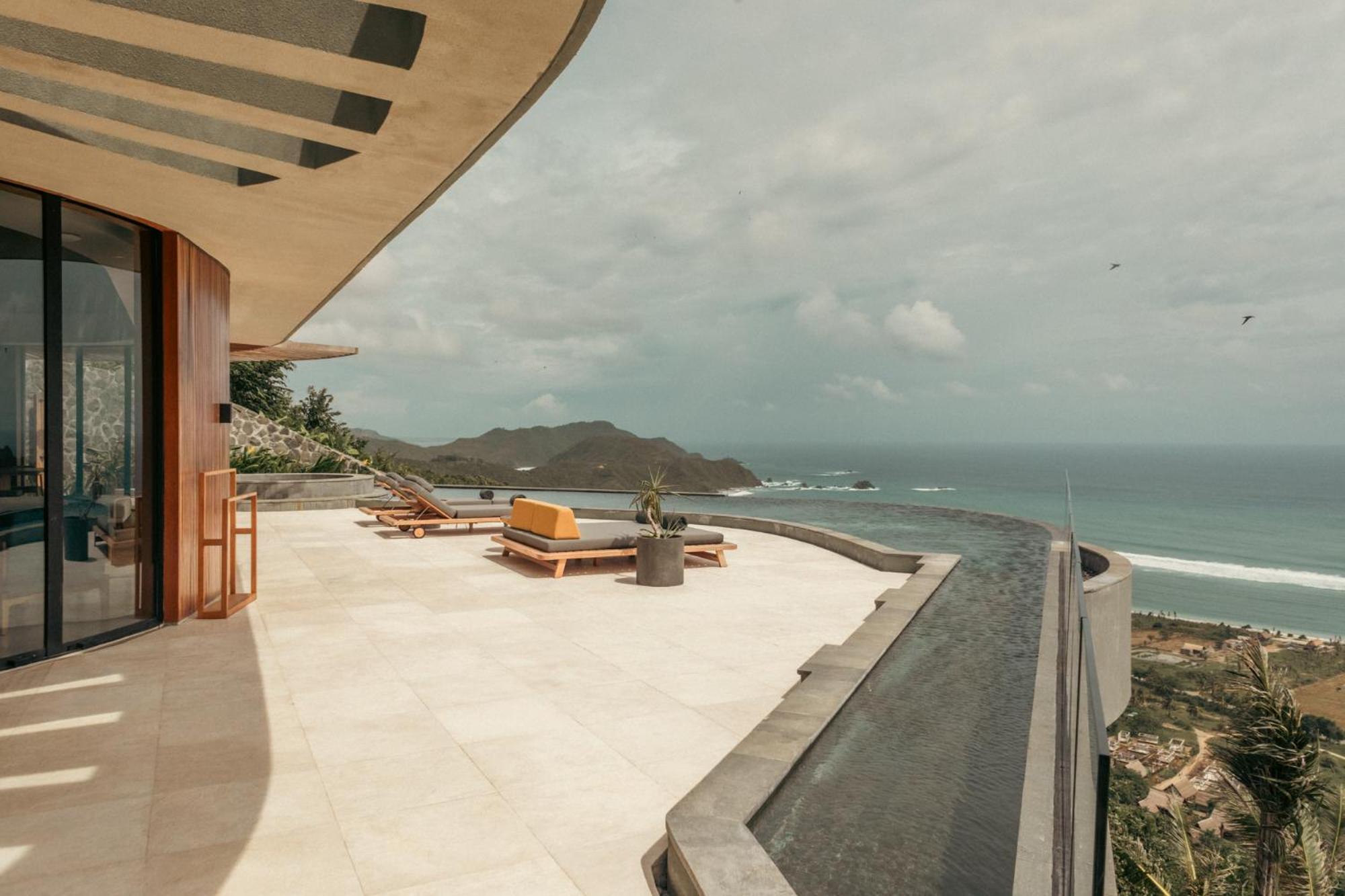Hotel Tampah Hills Selong Belanak Exterior foto